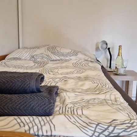 Haus Mitterfeld דירה קסטן ביי בוהימקירשן